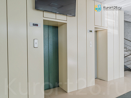 Санаторий «Тарханы», Пятигорск. Лифты